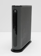 Motorola MG7550 Dual Band AC1900 Cable Modem and Wi-Fi Gigabit Router image 2