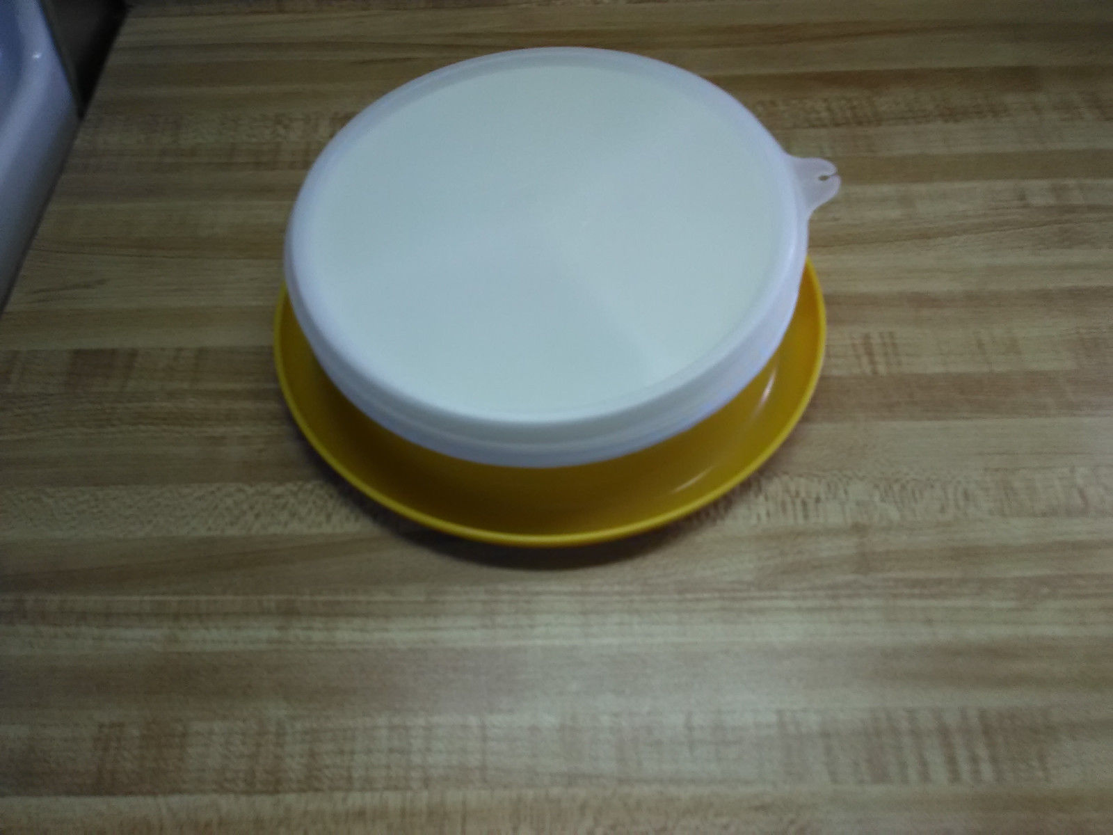 1990s Tupperware Divided Serving Tray With Lid 5 Compartment