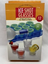 Tablecraft BSST Black Silicone 4 Compartment 1 oz. Round Shot Glass Ice Mold  with Lid
