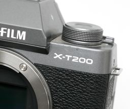 Fujifilm X-T200 24.2MP Mirrorless Digital Camera (Body Only) - Dark Silver image 3