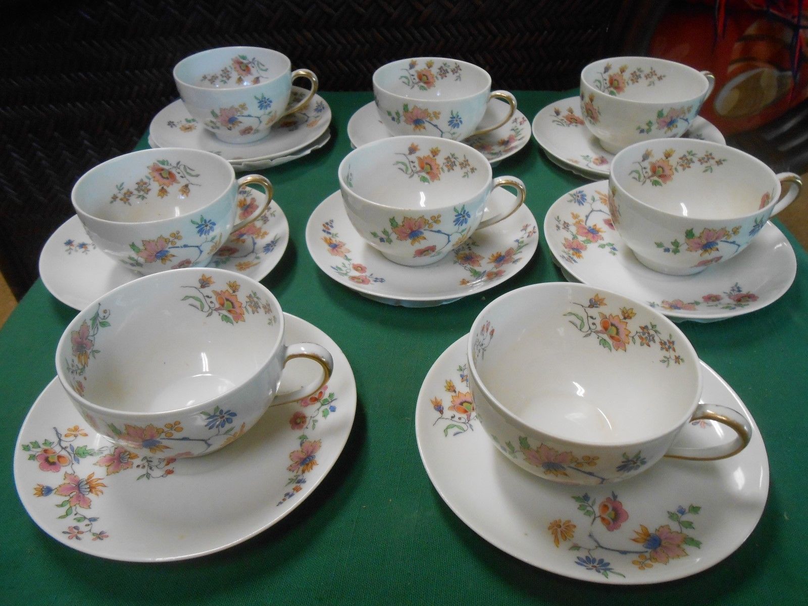 Beautiful CH.FIELD Haviland Limoges GDA France-Set 8 CUPS & SAUCERS-2 Cloth  Bags