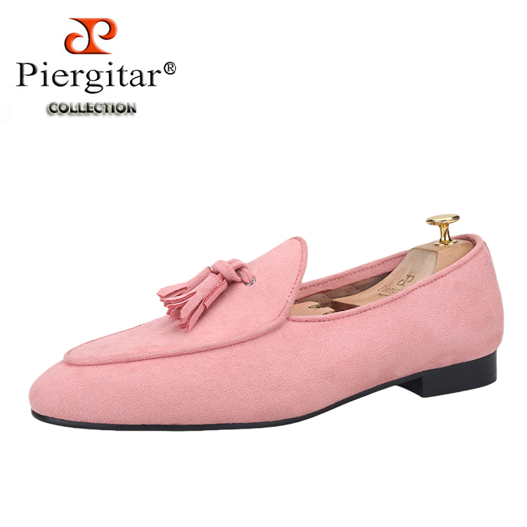 New Pink Color Velvet Tassel Men Loafers British Style Classic Men