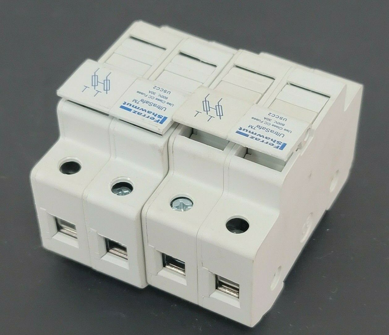 LOT OF 2 FERRAZ SHAWMUT USCC2 ULTRASAFE FUSE HOLDERS 600V, 30A Fuse