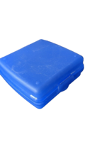TUPPERWARE Sandwich Keeper Blue Square Locking Container 3752D-1