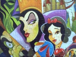 Disney Snow White Seven Dwarfs Evil Queen 300 pc Puzzle Tim Rogerson Art - $19.79
