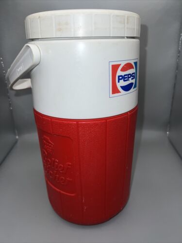 Vintage 1970s Coleman Red and White 1 Gallon Thermos Cooler 