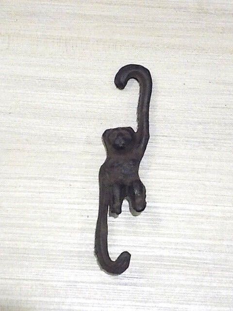 4 Cast Iron White Victorian Style Coat Hooks Hat Hook Rack Hall