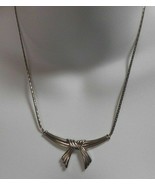 Vintage Avon Silver-tone Bow/Ribbon Necklace - $9.41