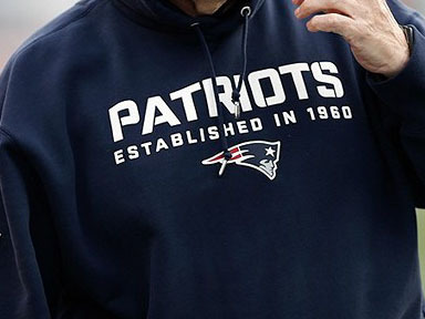 Unisex New England Patriots vs Everyone Gray Hoodie Sweatshirt Large Gildan  NWOT