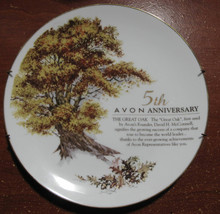 Avon Collector&#39;s Plate 5th Anniversary &quot;The Great Oak&quot; 1995 Gold Trim - $7.71