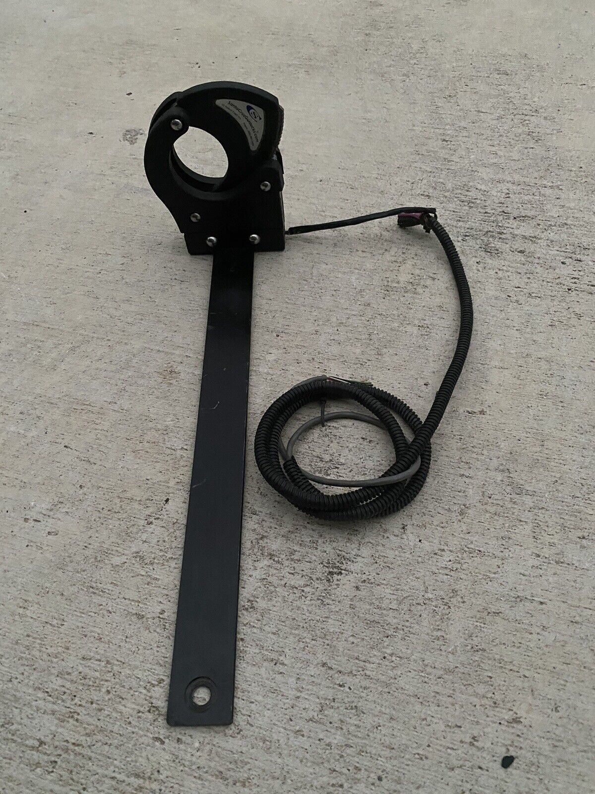 Santa Cruz Sc6 Universal electric Gun Lock For Rifles And Shotguns 12v