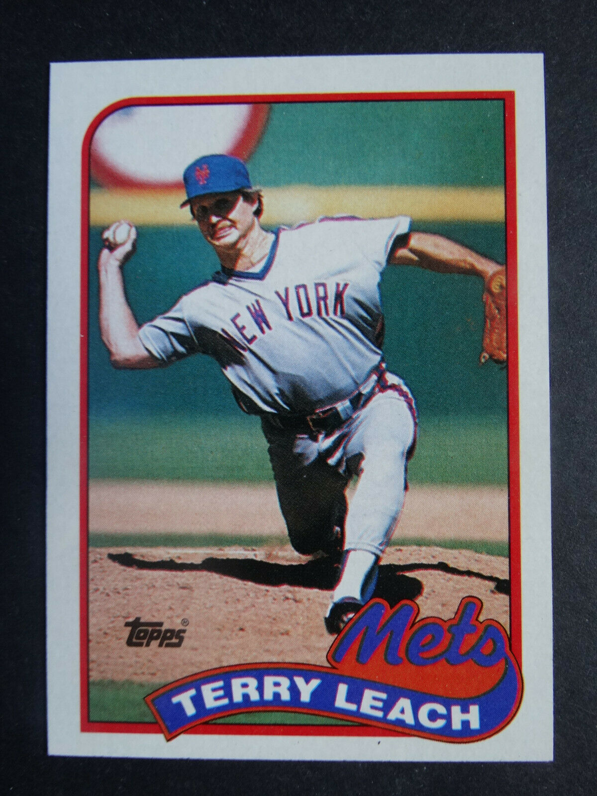 Gary Carter - Mets #680 Topps 1989 Baseball Trading Card