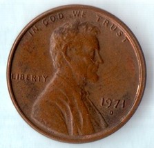 1971 D Lincoln Memorial Cent - Light Wear Very Desirable  - $2.28