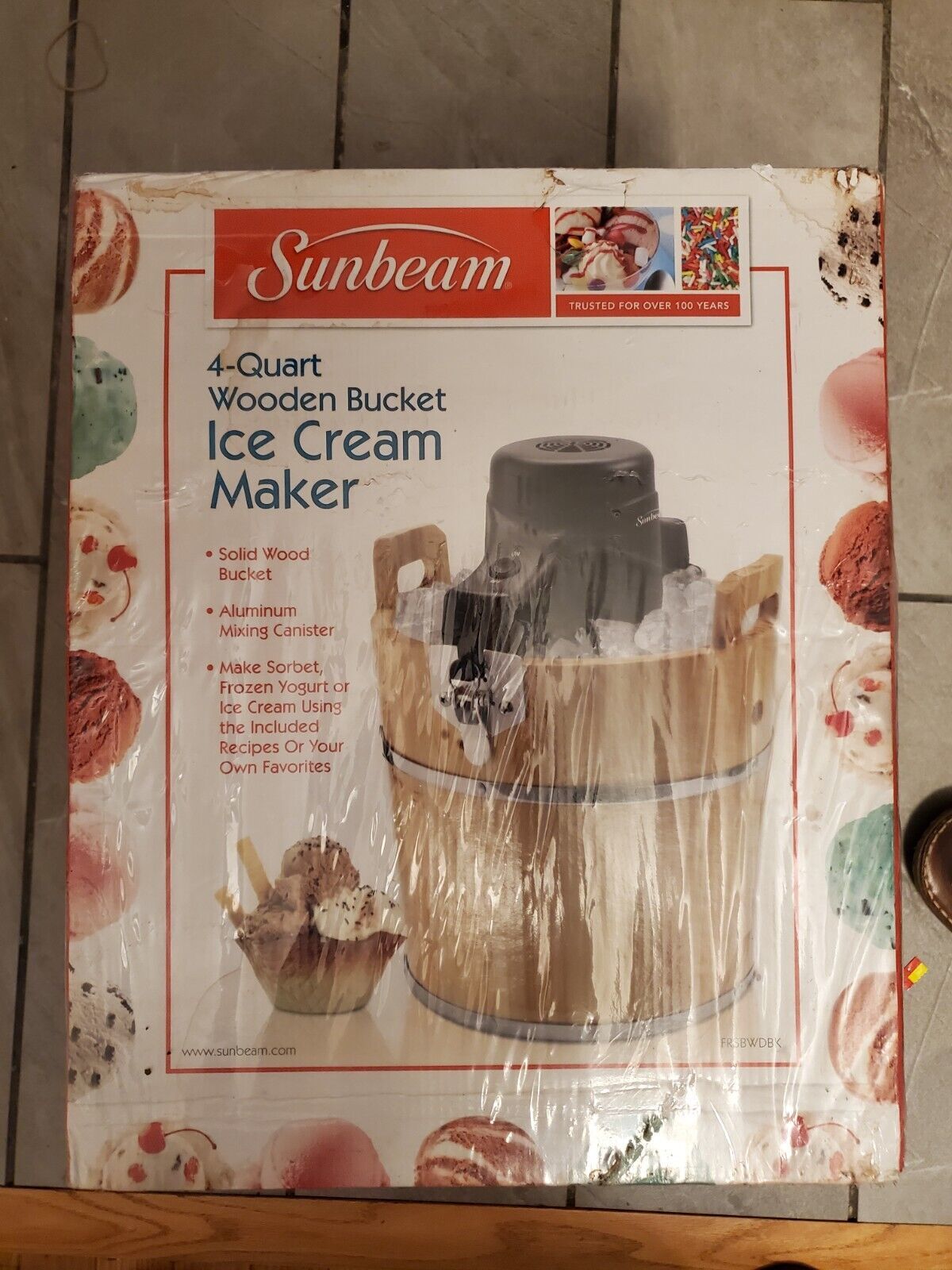 Sunbeam 4 Quart Ice Cream Maker Wooden Bucket New And Factory Sealed Ice Cream Makers