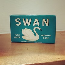 Vintage 40's SWAN Floating Soap - Large Size (new/sealed in original packaging) image 1