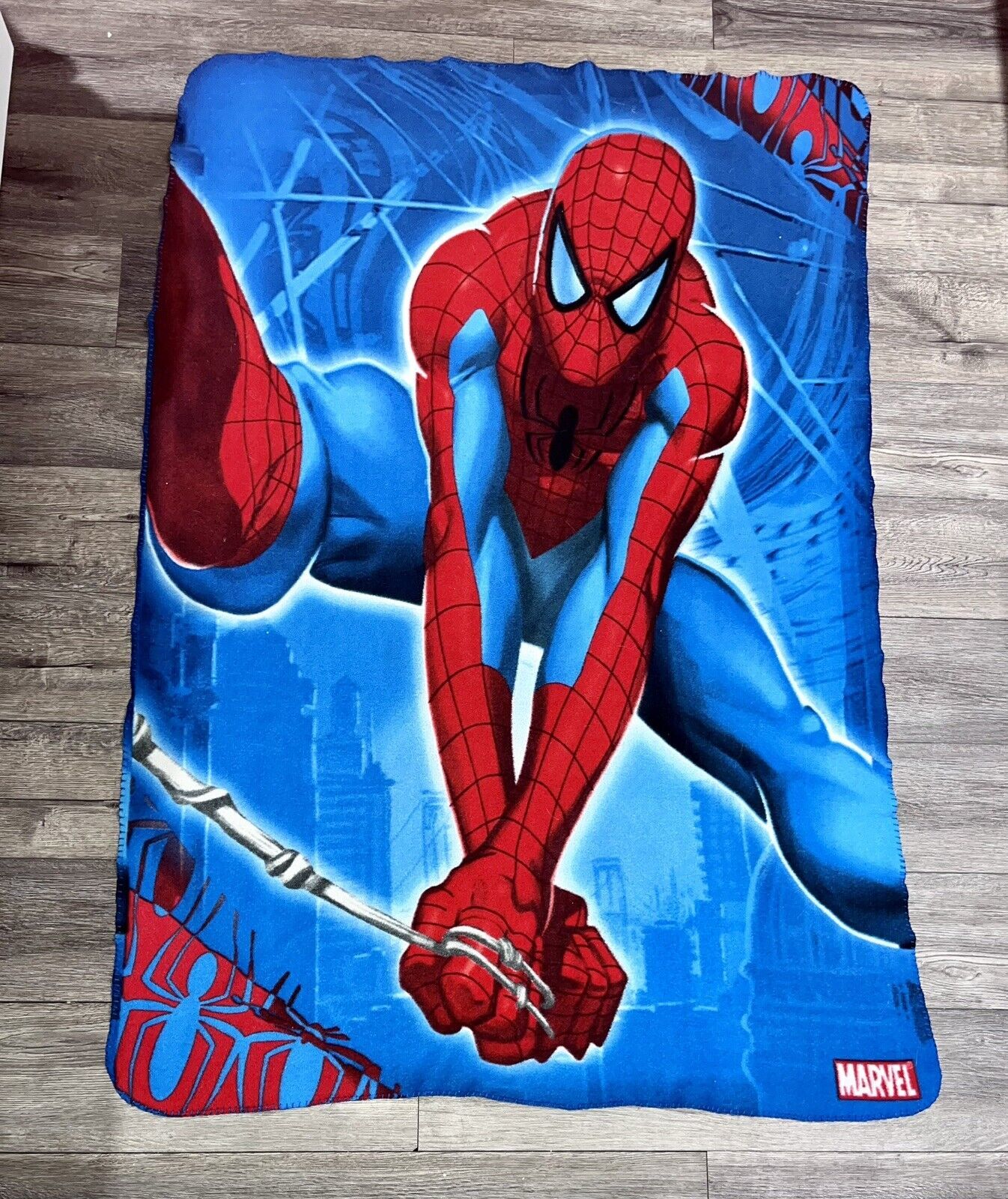 Rare SpiderMan Marvel Fleece Blanket Throw 53x49 Tobey Maguire Soft