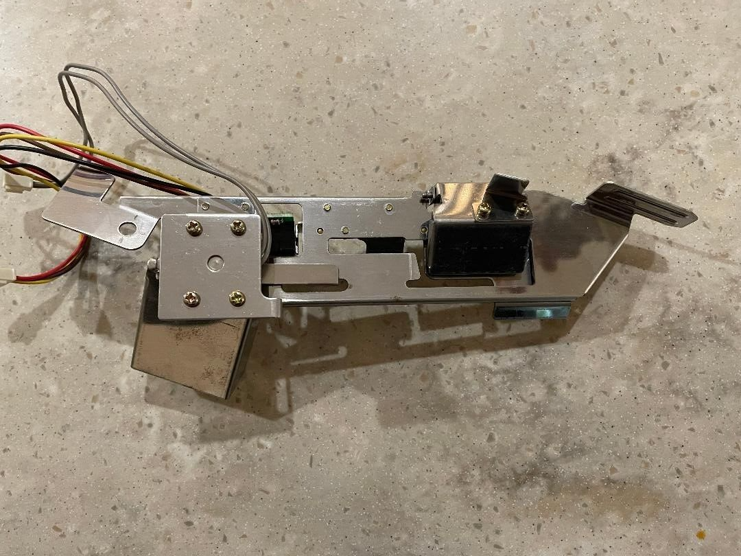 PACHISLO SLOT MACHINE COIN MECHANISM for OLYMPIA / HEIWA MACHINES