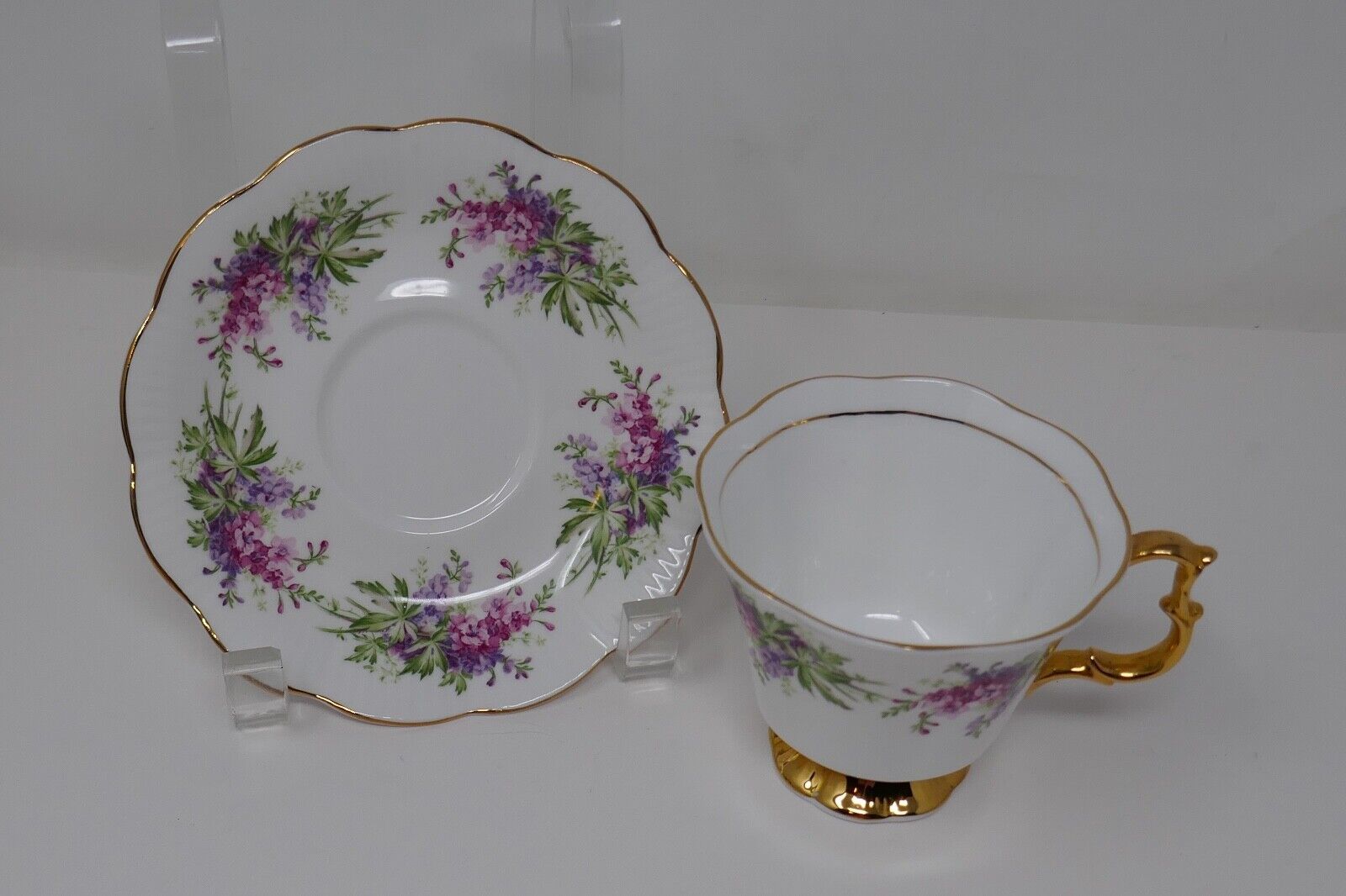 H M Sutherland Tea Cup and Saucer, Bright Pink Gold Leaves Teacup and  Saucer, Fine Bone China 