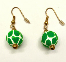 NEW ANGELA MOORE GREEN WHITE GOLD GIRAFFE CLASSIC BEAD EARRINGS PIERCED ... - $16.99