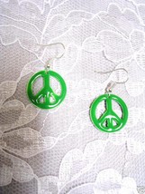 New Hand Enamel Grass Green Color Peace Sign Pair Of Dangle Earrings Jewelry - $5.99