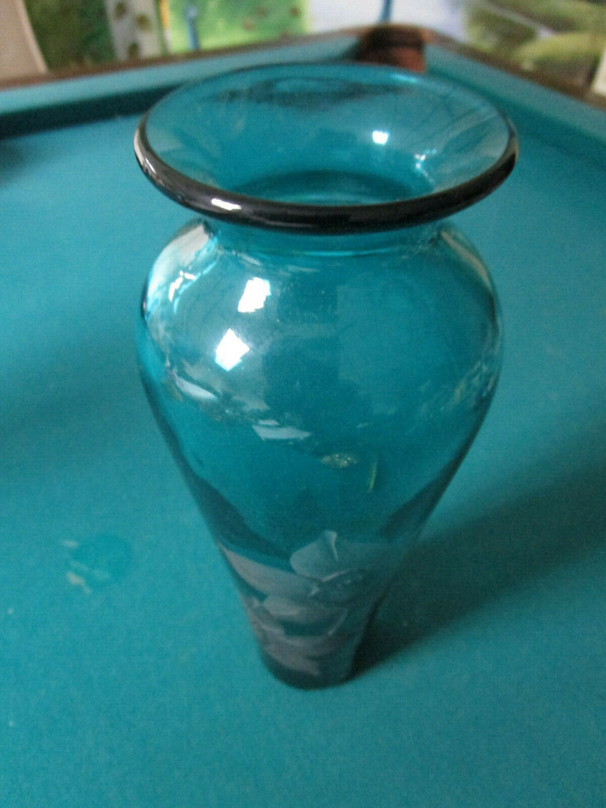 MICHELLE DERN TRINIDAD CA. GLASS STUDIO ORCHID BLUE ETCH GLASS VASE