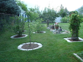 4 Curved Garden Edging Landscape Molds 2 ea. 7x9 & 7x17 Make Tree Circles, Walls image 4