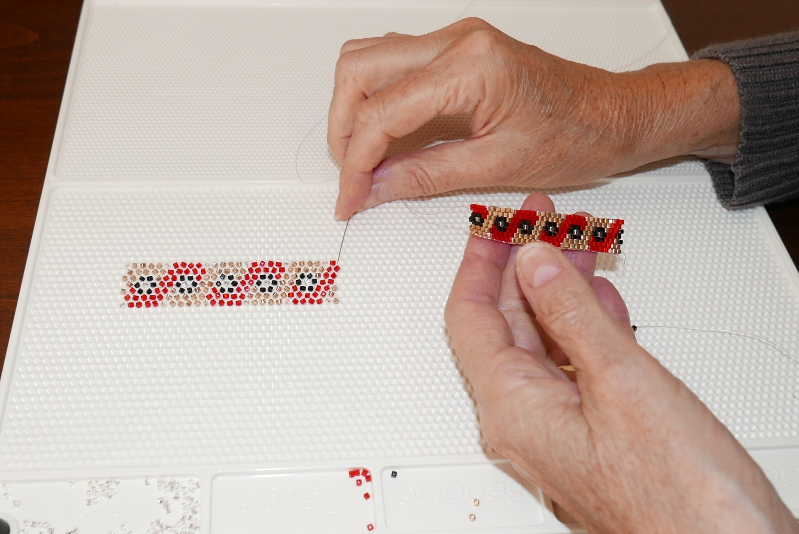 OGees Seed Beading Design Board Beads & Jewelry Making