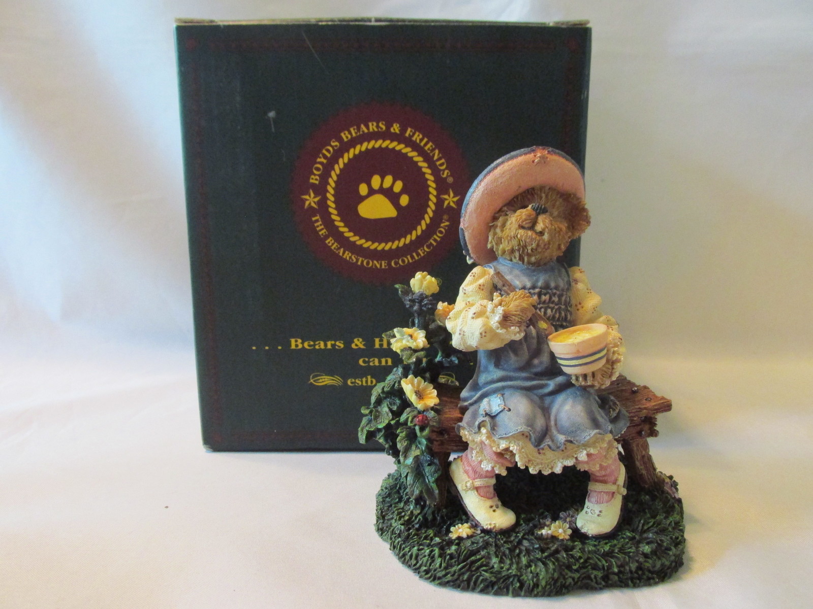 Boyds Bears "Lil' Miss Muffet...What's in the Bowl?" Classic Beary Tales #5 2001 - $17.99