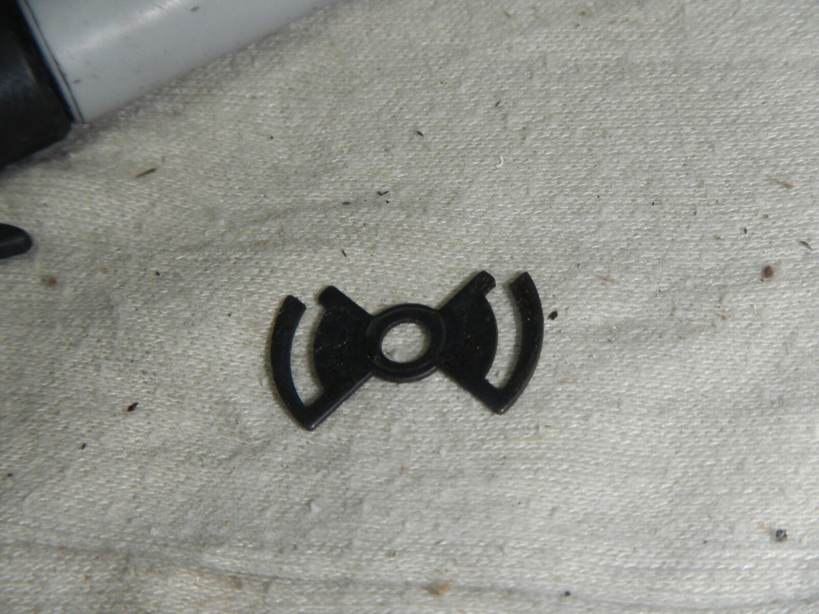 Mikuni P8 3 1 Carb Needle throttle slide retain clip 1978 79 DT100 DT