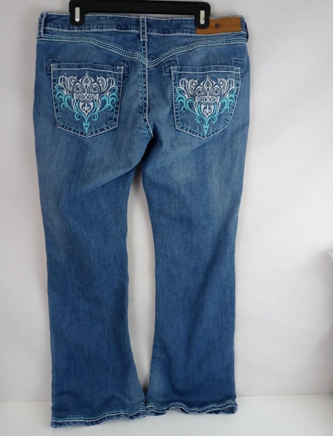 New With Tags Apt 9 Embellished Bootcut Mid Rise Jeans Size 12