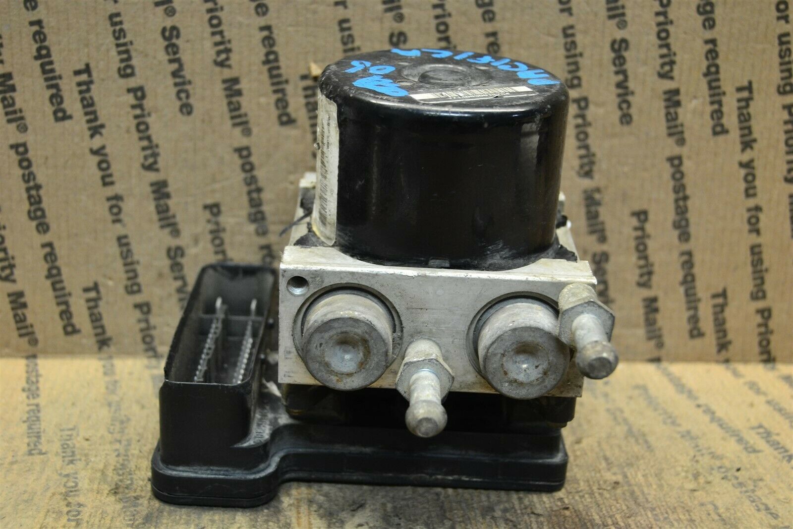 05-06 Chrysler Pacifica ABS Pump Control OEM 00402769E000 Module 947 ...