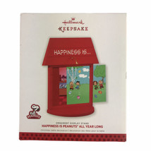 Hallmark Ornament Happiness is Peanuts All Year Long Display Stand Keepsake - $12.16