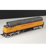 Life-Like Union Pacific EMD F40PH Diesel Locomotive 3901 HO Scale - $29.69