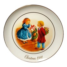 Avon 1984 Christmas Memory 4th Edition Collector Plate Celebrating Joy of Giving - $13.99