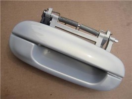 Cadillac 03-07 CTS 06-11 DTS 00-05 Deville Psgr RH Front Door Handle 20777841  - $26.99