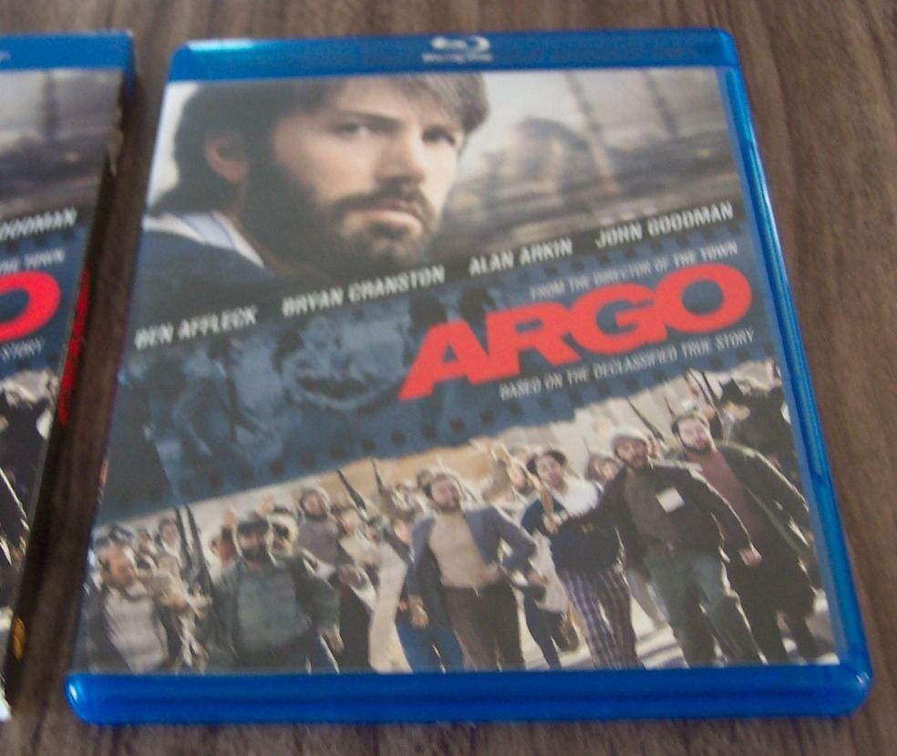 ARGO Bluray DVD 2 Disc SET MOVIE Ben Affleck Bryan Cranston DVDs