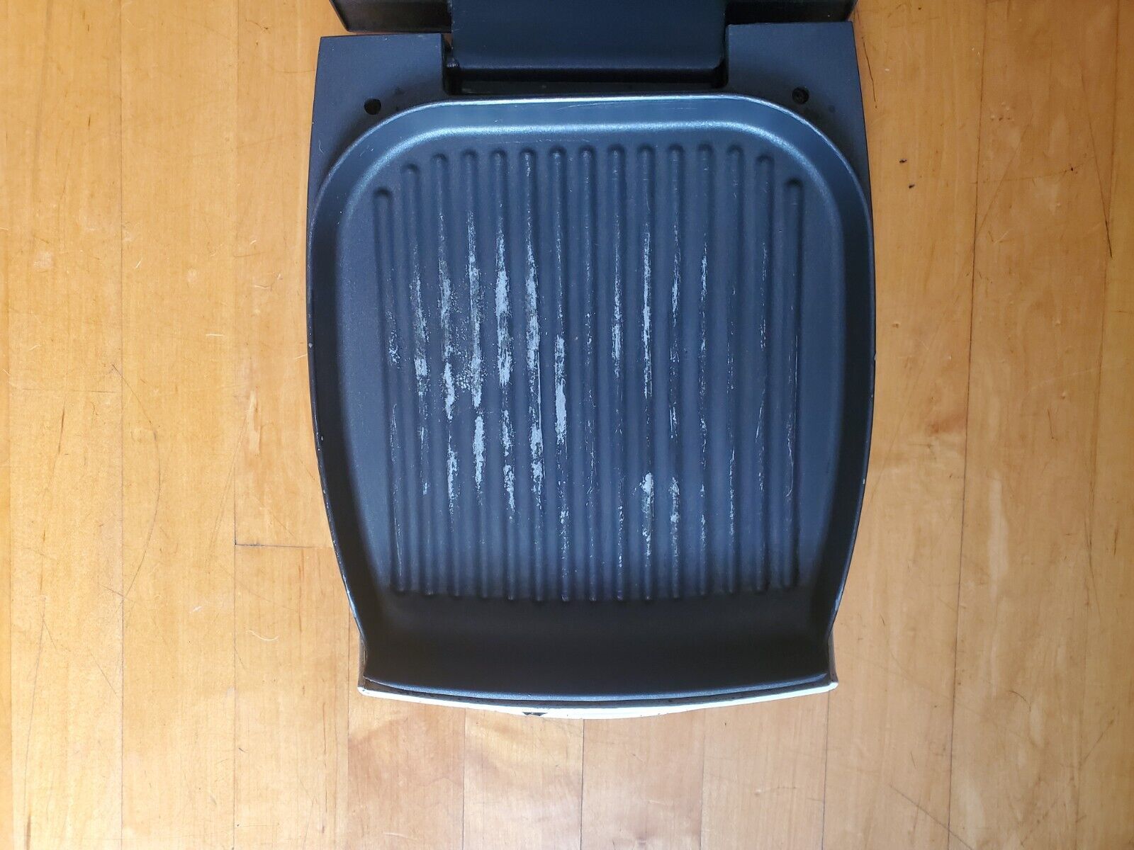 FOREMAN Lean Mean Fat Reducing Grilling Machine Small Model GR