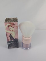 Avon Iconic Body Shimmer With Beautiful Whites Soft Brush New In Box - $24.99