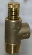 Watts 0121626 3/4 Inch Lead Free Brass Calibrated Pressure Relief Valve image 3