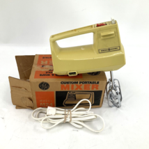 Vintage General Electric Green Model M24 Hand Mixer Blender