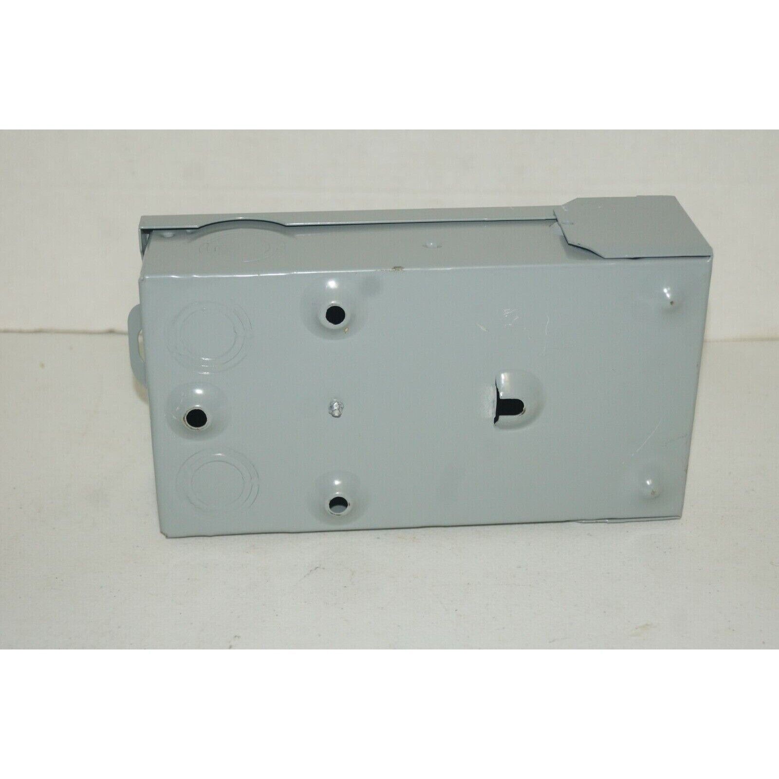 GE TF60RCP Gay 60 Amp 2 Pole Fusible Pullout Air Conditioner Disconnect