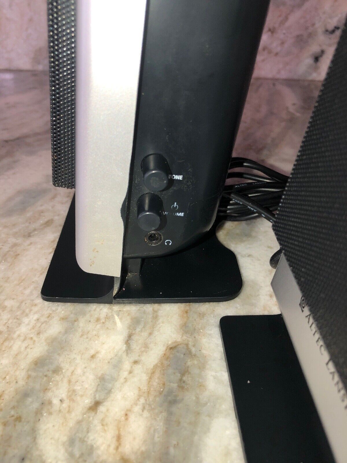 Altec Lansing Powered Computer Audio System Model VS2120 2 Speaker Set Tested Computer Speakers