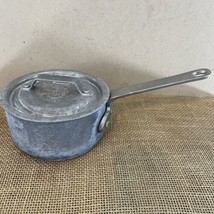 Sold at Auction: Wagner's 1891 Original Cast Iron Skillet 6 1/2 , EC