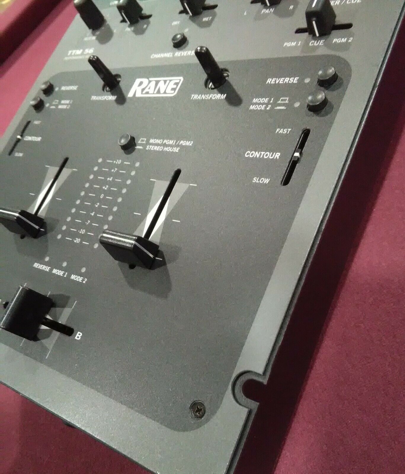 Rane TTM 56 TTM56 DJ Mixer (Excellent Condition)