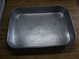 Vintage aluminum pan - $28.49