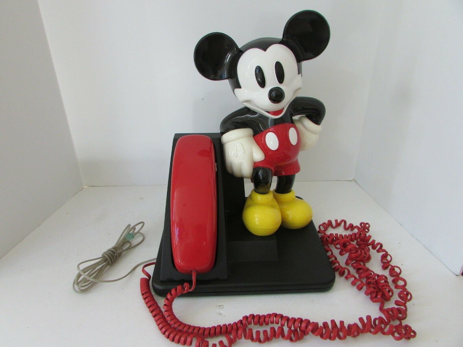 Goofy cordless animated talking phone & Mickey