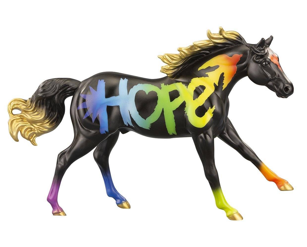 Hope 2021 horse of the year model breyer 691156 2000x