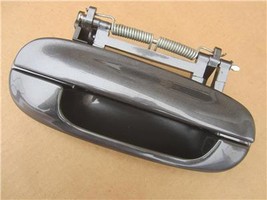 Cadillac 03-07 Deville psgr RH Rear or Front Door Handle 25840387 - $26.99