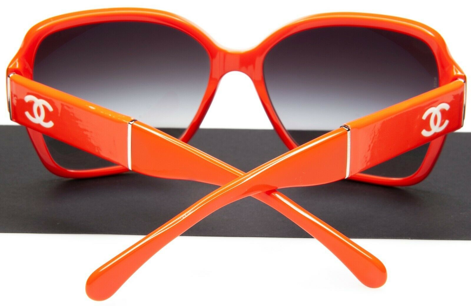 Аксессуары, Очки - Солнцезащитные женские очки Chanel Runway