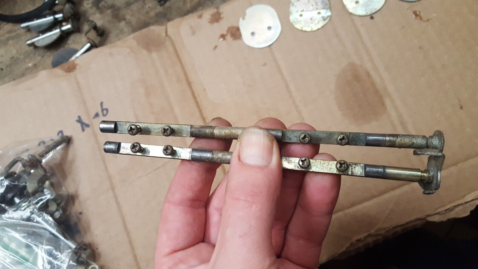 7983 Honda CB750 CB900 CB1000 CB1100 carburetor choke shaft flap set